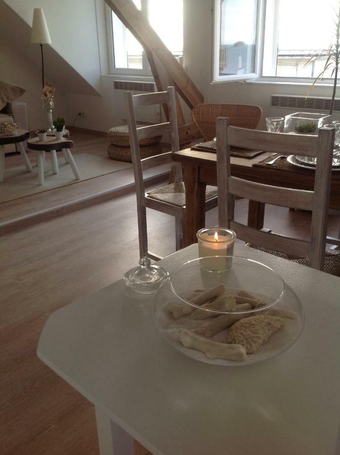 Blanc D'Ecume Apartment Ault Bagian luar foto